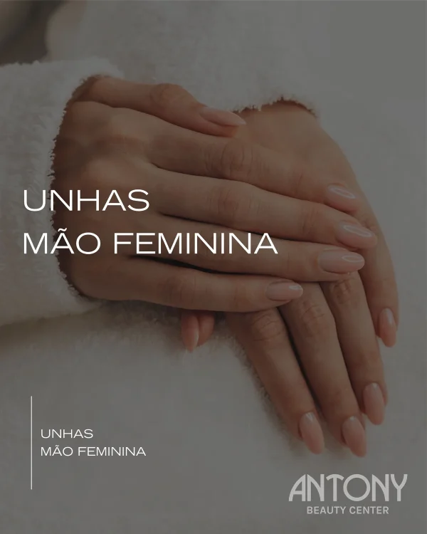 Unhas: mão feminina