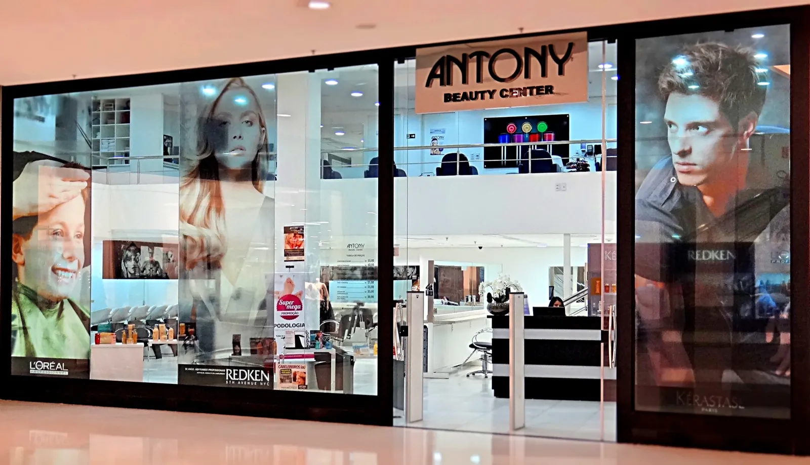 Fachada da unidade Antony Beauty Center no Parque das Bandeiras Shopping